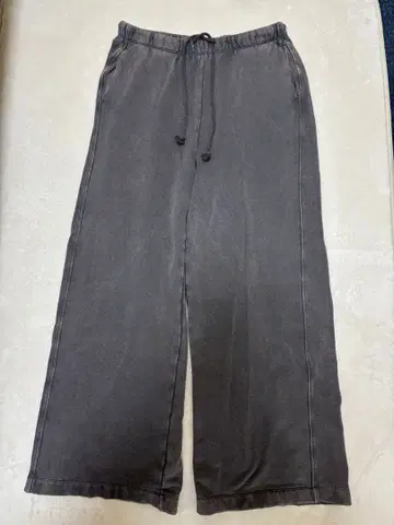 ZARA 그레이 스웨트 팬츠