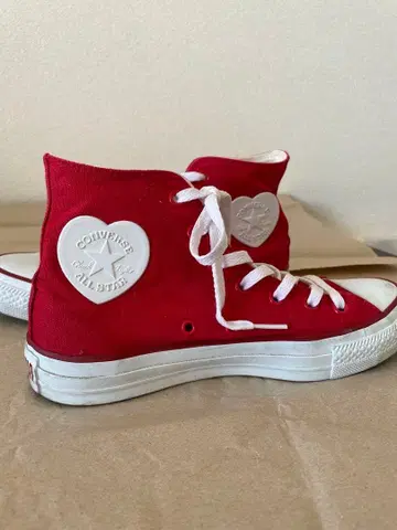 CONVERSE ALL STAR 하트 패치 하이컷 스니커즈