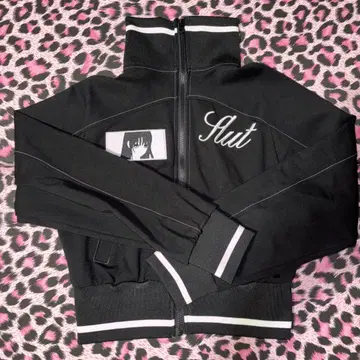 Hearts2Hnarts 착용 후드티 트랙 자켓 한국 이안 착용