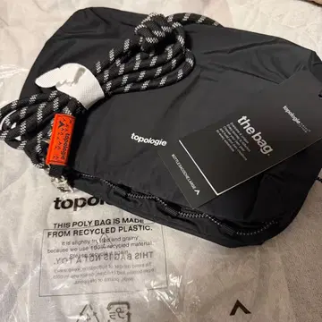 토폴로지 보틀 사코슈 라지 스트랩 포함