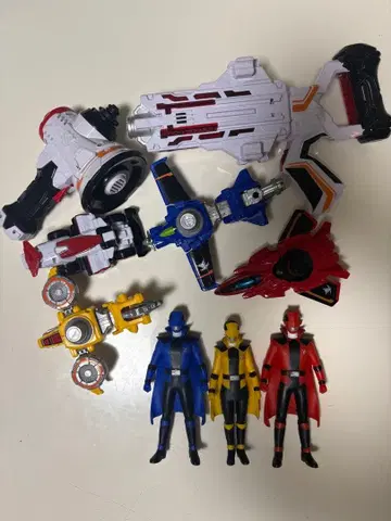 루팡레인저 VS 파토레인저 9