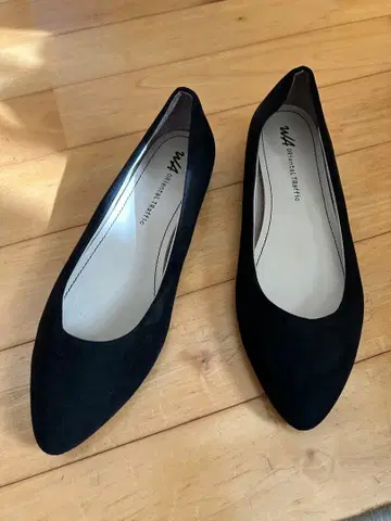 WA Oriental Traffic 블랙 플랫 펌프스