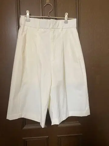 (미사용 새상품) forme 화이트 숏팬츠 0사이즈