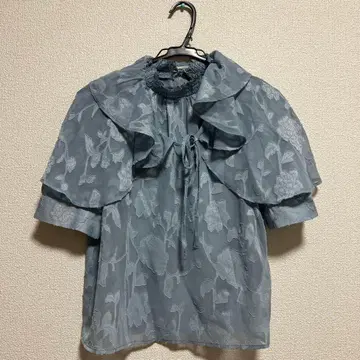 W CLOSET 블루 플라워 자수 블라우스