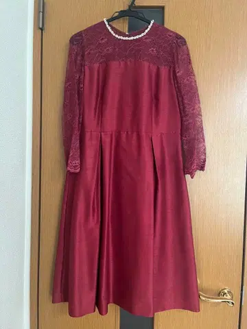 버건디 레이스 드레스