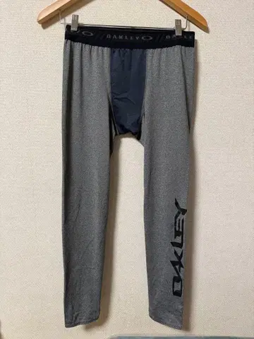 OAKLEY 그레이 레깅스