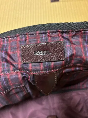 FOSSIL 퍼플 더플백