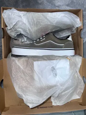 VANS 그레이 스니커즈 미사용 박스 포함