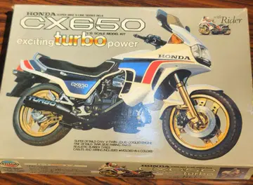 혼다 CX650 터보 파워 1/15 스케일 새상품 박스 데미지 있음