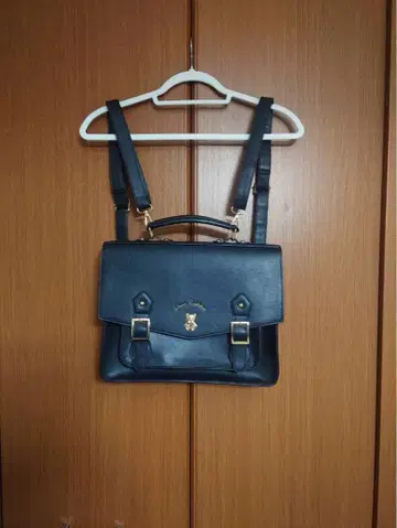 Amavel Secret Royal Bear 사첼백