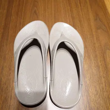 OOFOS 샌들 41 사이즈