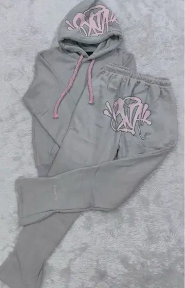 Syna world 시나월드 셋업 그레이 핑크