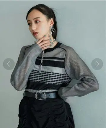 HARE 랜덤 보더 시어 탑 블랙 x 실버