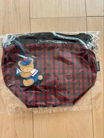 미개봉 새상품 familiar 패밀리아 보트형 미니백 정품