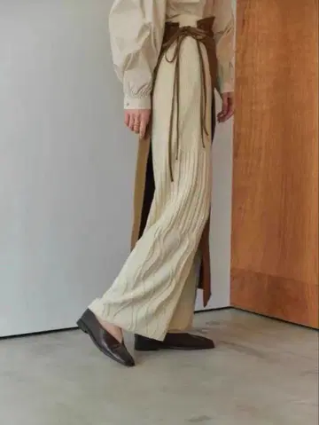 Eaphi 웨이브 디자인 니트 팬츠