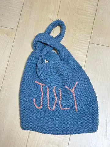 March April May 니트 토트백 JULY 자수