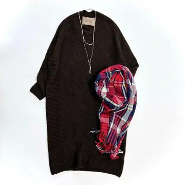 새상품급 Room No.8 루에이트 니트 원피스 브라운 보송보송 F