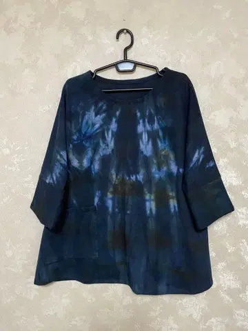 479. 남색과 감즙의 상의, 튜닉 풀오버 손염색 신축성 부드러움