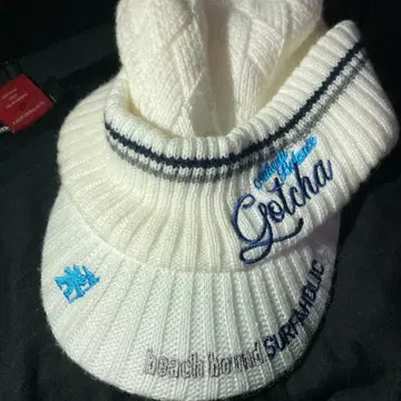 Gotcha 니트 모자 화이트