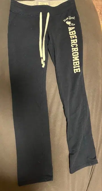Abercrombie & Fitch 네이비 조거 팬츠 XS
