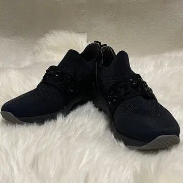 Pitti fitfit 슬립온 스니커즈 24.5cm 블랙 통굽