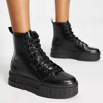 PUMA 듀아 리파 콜라보 부츠