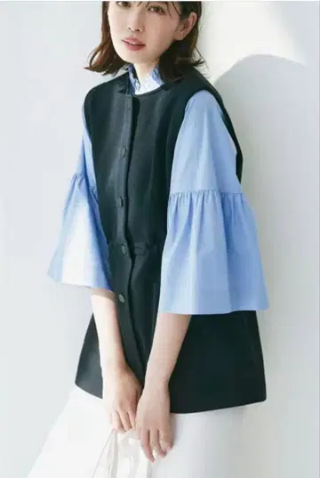 새상품 UNFILO 네이비 베스트