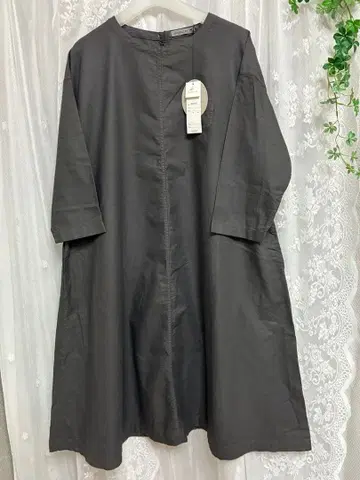 삼밸리 그레이 A라인 원피스