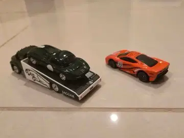 Jaguar 트레일러 포함 미니카 세트