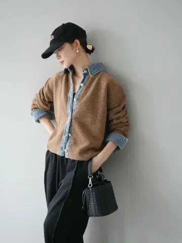 데님 옷깃 버튼 니트 가디건 브라운