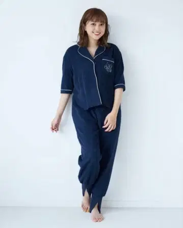 uNf One Ope Bathrobe 네이비