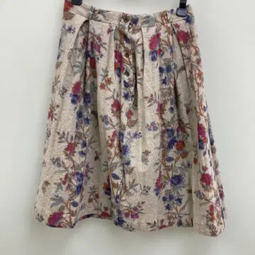 45R 꽃무늬 스커트 융모 울 100% A라인 플레어 스커트