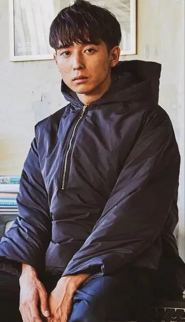 CULLNI 네이비 후드 부착 다운 자켓 사이즈 2