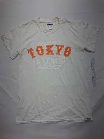 엑스라지 TOKYO 로고 프린트 T셔츠 S 사이즈 화이트 계열