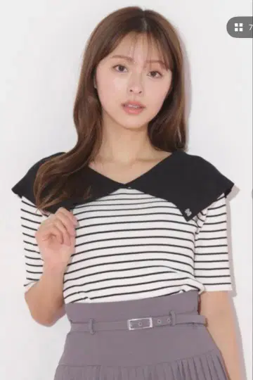 배색 빅 칼라 리브 니트 JILL by JILL STUART