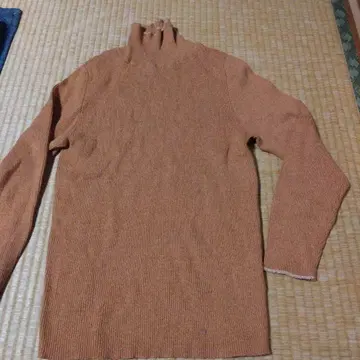 큐브 슈가 니트? 티셔츠? 프리