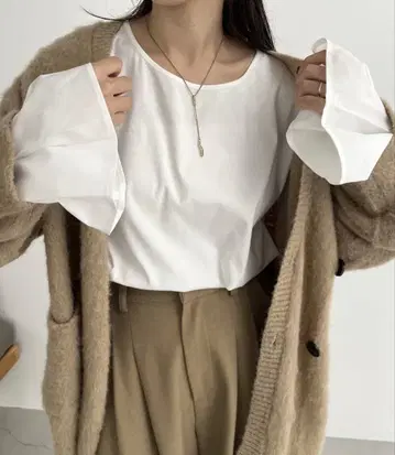 CAPRICEUX L'IMAGE 플레어 커프스 롱T