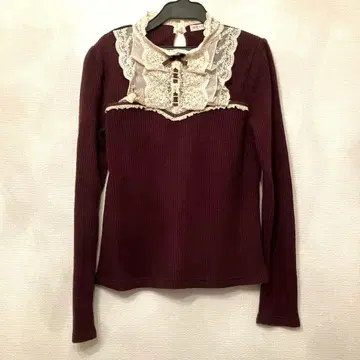 액시즈 레이스 카라 부착 와인 레드 긴팔 상의 M 사이즈