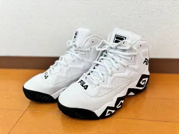 FILA 하이컷 스니커즈 화이트 25cm 농구화