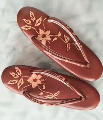 미사용 이세탄 본 소가죽 조리 가마쿠라 조각풍 세련됨