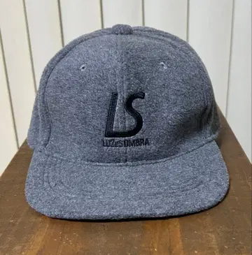 LUZeSOMBRA (루스 이 손브라) 그레이 플리스 캡 새상품급