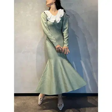 eimy istoire 프릴 칼라 머메이드 니트 원피스