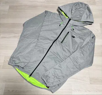 뉴발란스 골프 남성용 풀 집업 후드티 의류 M 사이즈 새상품