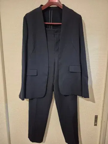 네이비 노카라 수트 셋업