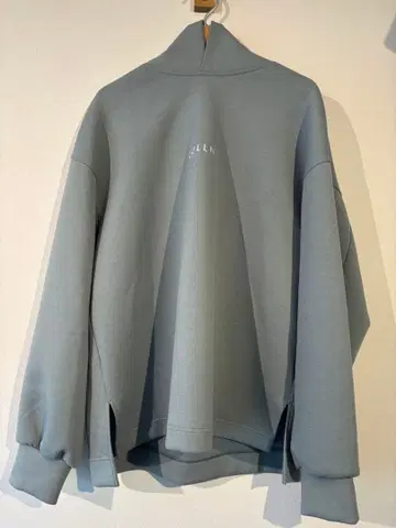 CULLNI 민트 그린 후드티 사이즈 2