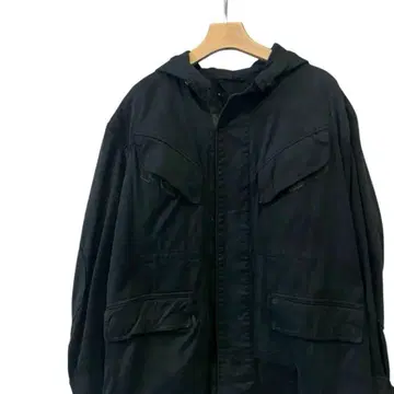 블랙 밀리터리 자켓 후드 부착