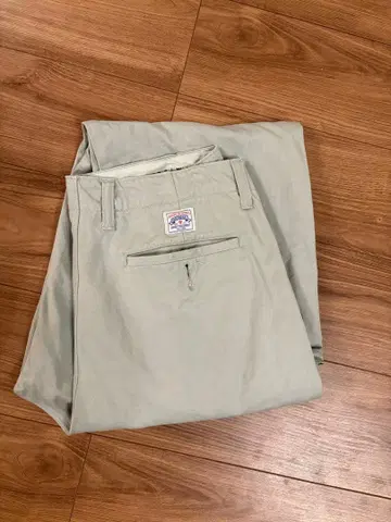 DESCENDANT DC-6 COTTON CHINO TROUSERS