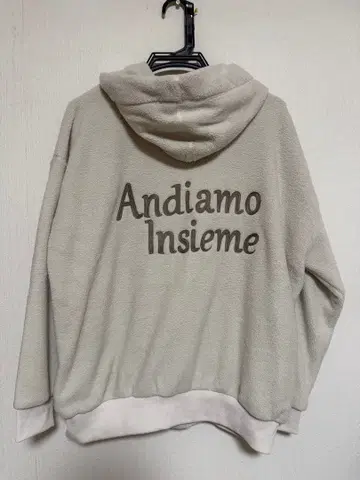 안나케리 AnnaKerry 복슬복슬 후드티 (새상품 택 포함)