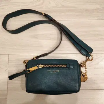 마크 제이콥스 다크 그린 숄더백