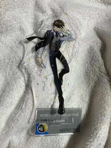 기동전사 건담 W 히이로 유이 아크릴 스탠드